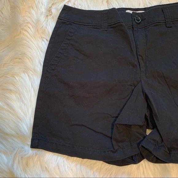 Liz Claiborne Chino Shorts Black Tall - Picture 3 of 10